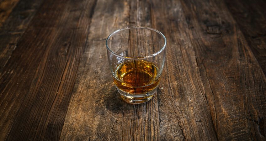 Initiation au whisky : le guide pour les débutants  